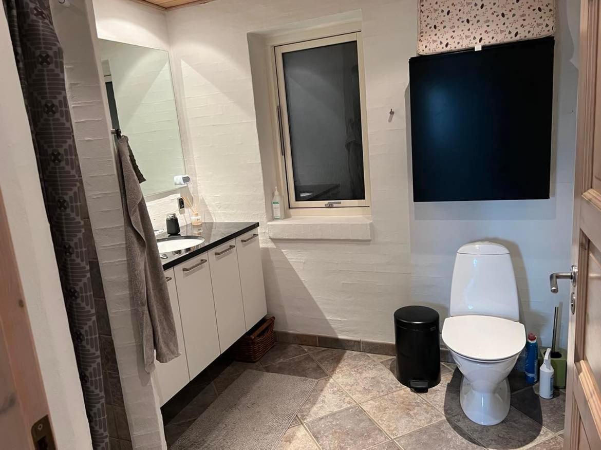 Ebbesens Bed And Bath - Two Double Rooms Herning Bagian luar foto