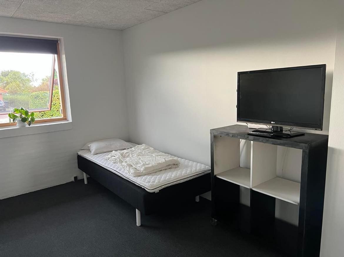Ebbesens Bed And Bath - Two Double Rooms Herning Bagian luar foto